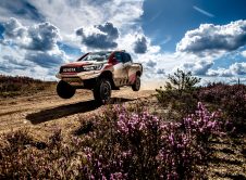 Toyota Hilux Dakar (2)