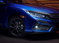 New Honda Civic Sport Line Delivers Type R Inspired Styling