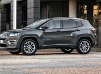 Jeep Renegade 4xe Jeep Compass 4xe (3)
