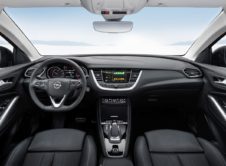 Opel Grandland X Hybrid4 (4)