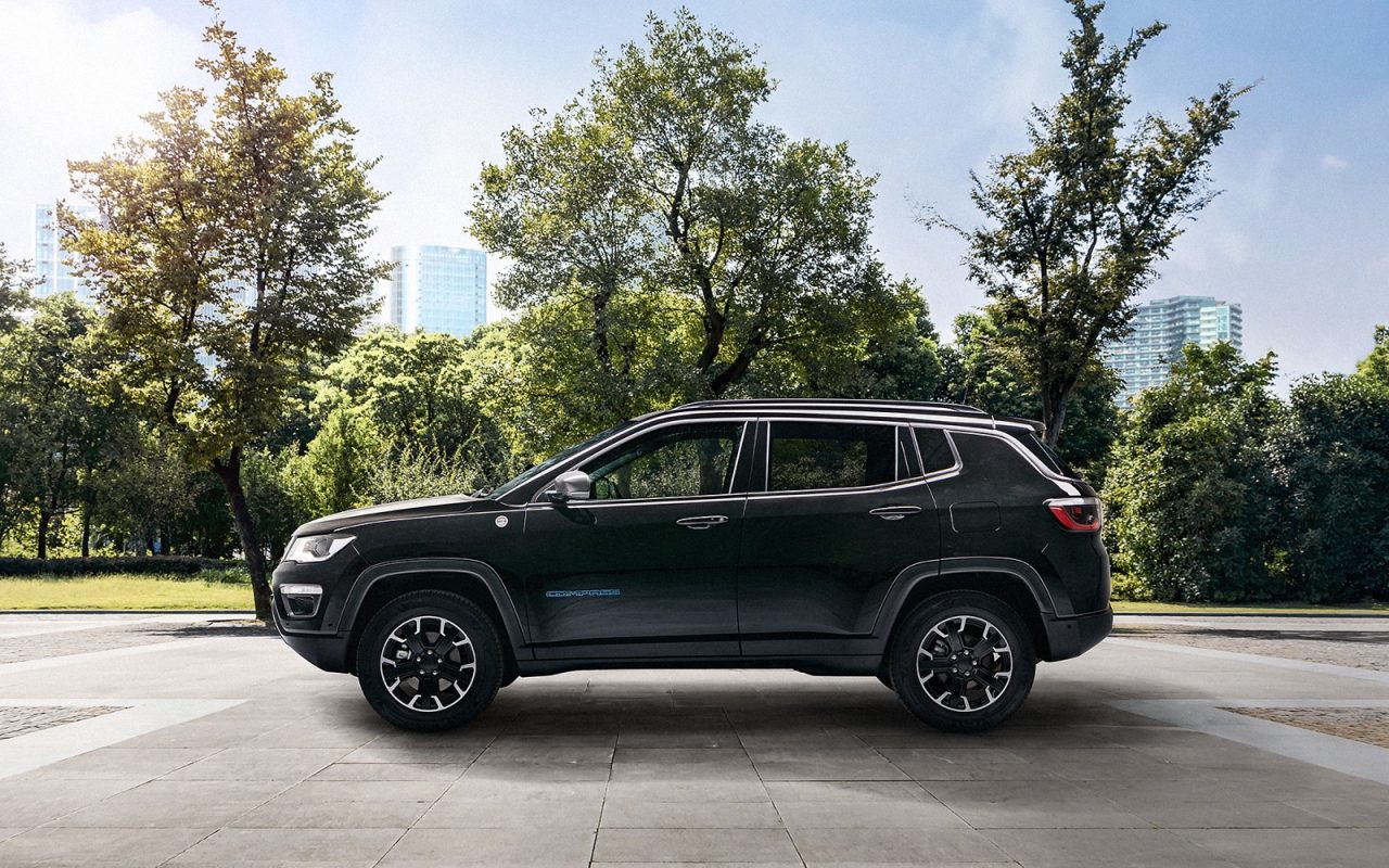 You can now reserve the Jeep Compass 4xe First Edition, the brand's new ...