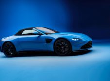 Aston Martin Vantage Roadster 2020 (14)