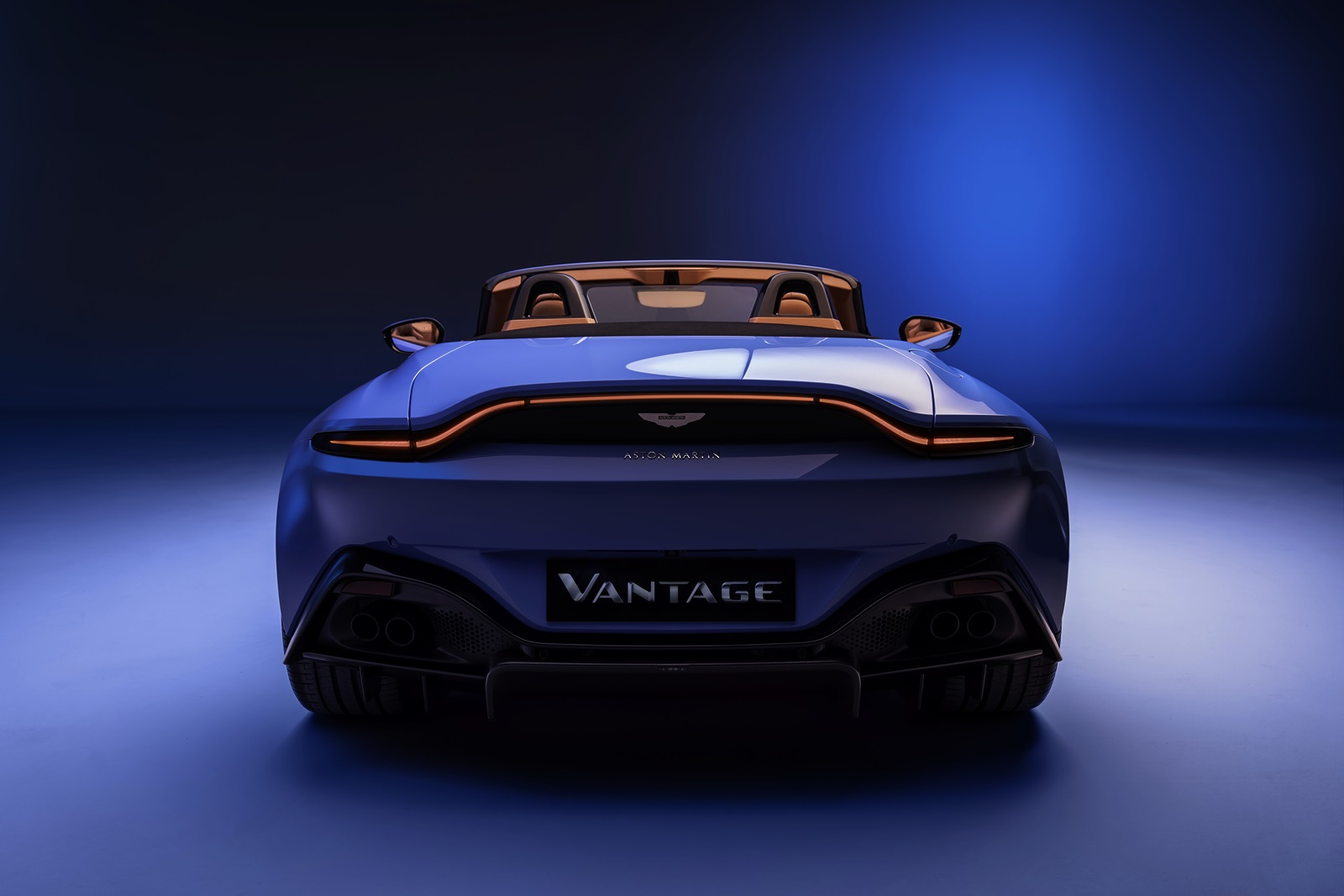 Aston Martin Vantage Roadster 05