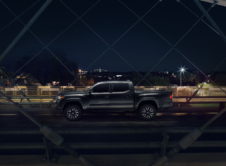 Toyota Suv Pick Up Nightshade (11)