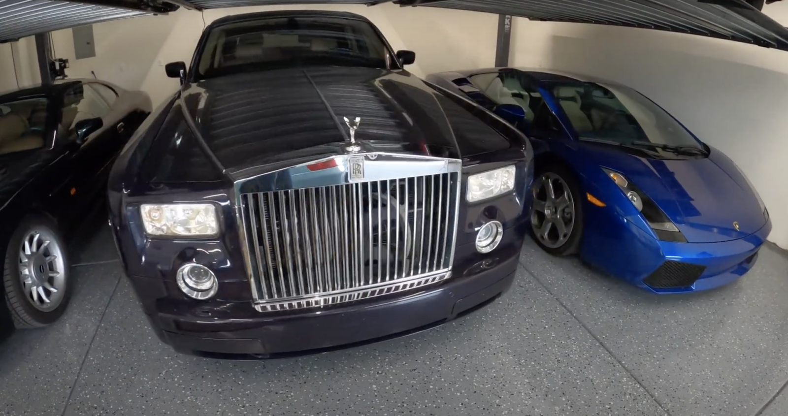 Así es la colección del youtuber Hoovie´s Garage