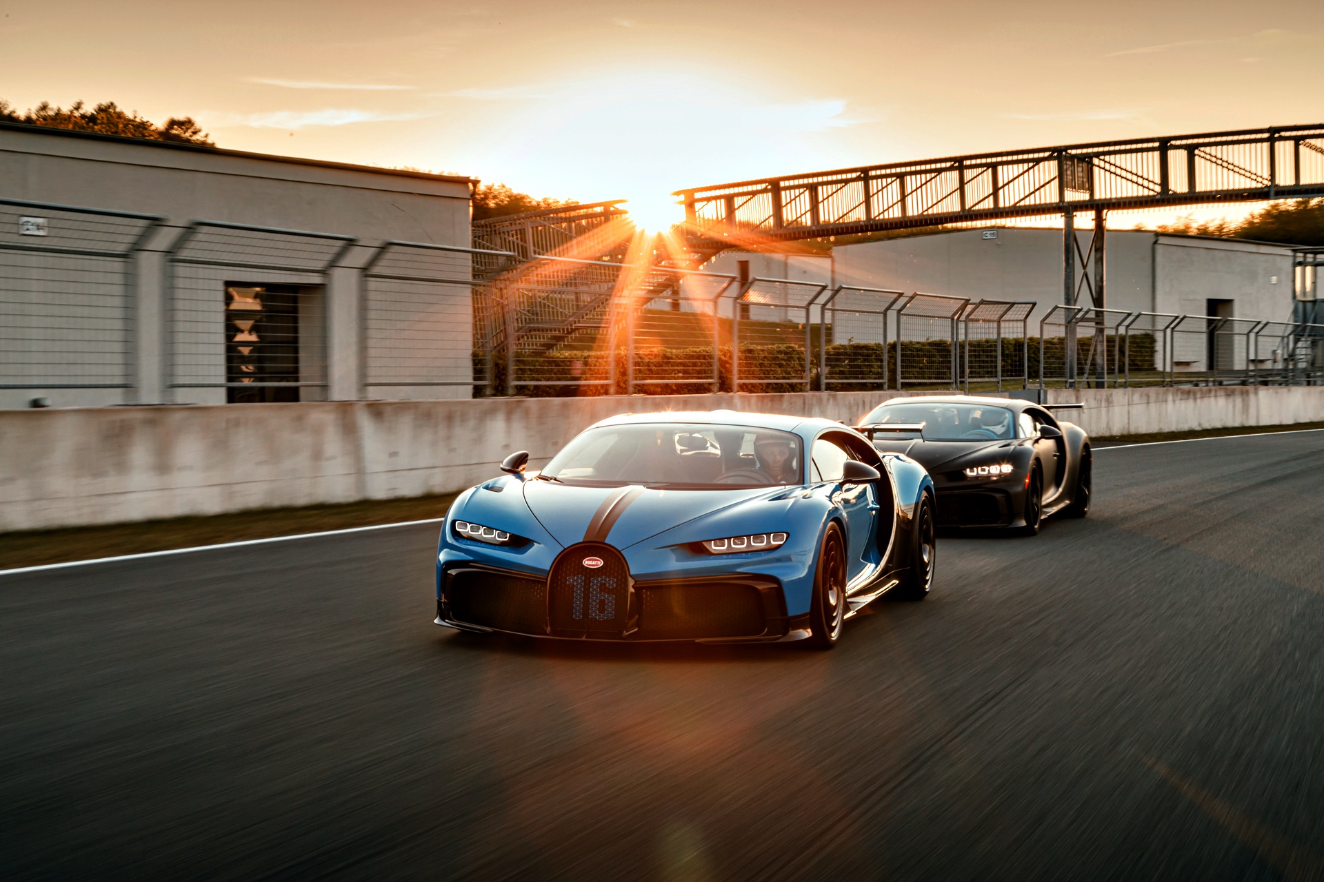 Bugatti Chiron Pur Sport 2021 Dinamicas (4)