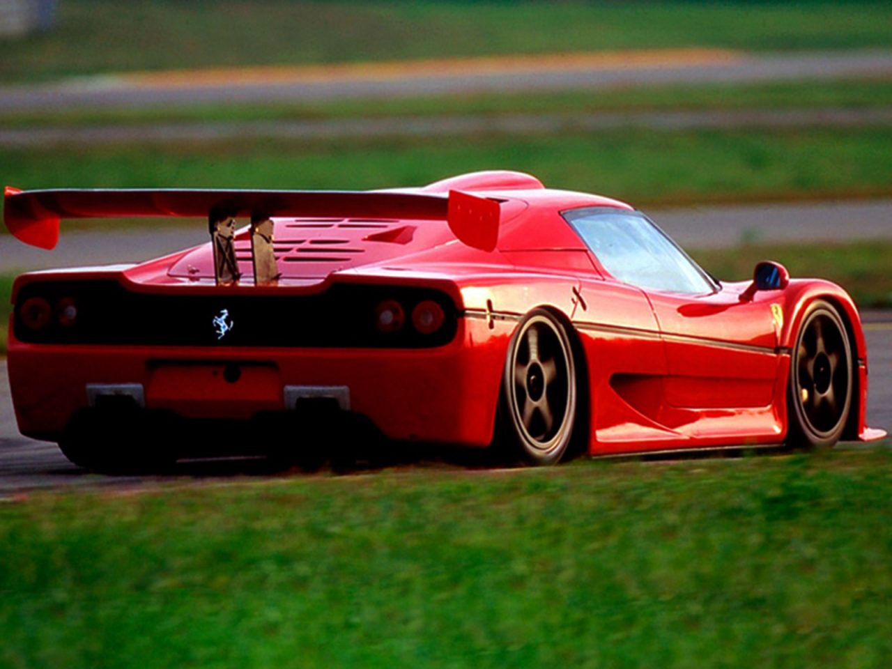 Ferrari F50 Gt1 (3)