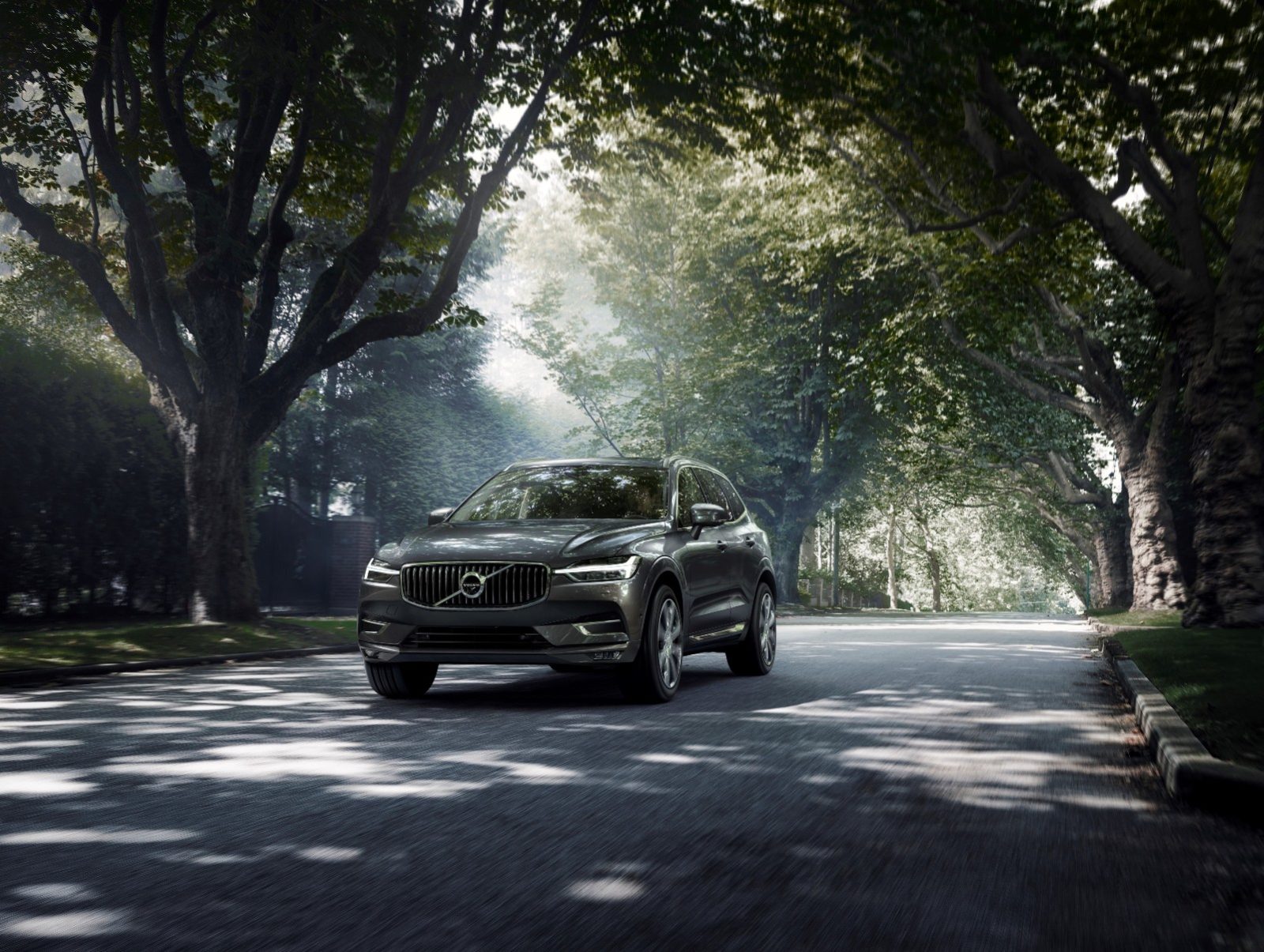 The Volvo XC60 receives new engines and options
