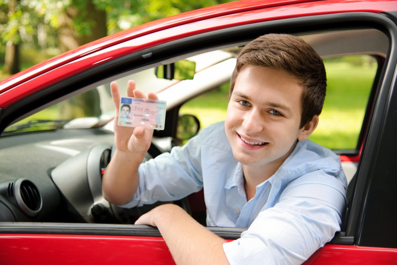 TBC Disco Autoadesivo Young Driver – Per Moto E Auto, Diametro 100 Mm, Adesivo Per Neopatentati