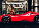 El Ferrari SF90 Stradale expone su poderío en el corto filmado por las calles de Mónaco