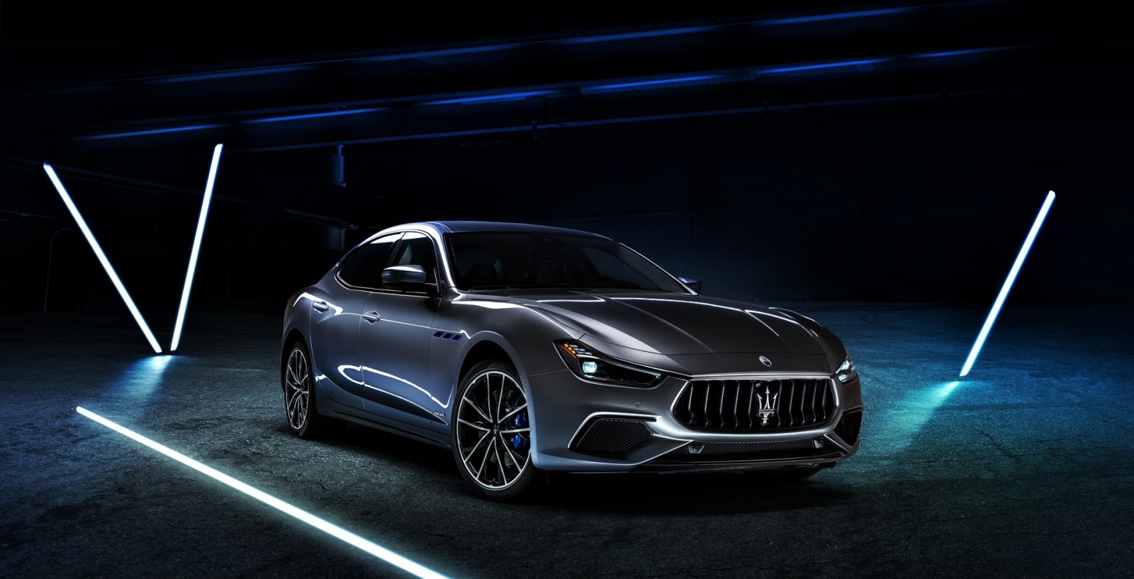 El Maserati Ghibli Mhev Sumerge A La Marca En La Hibridación