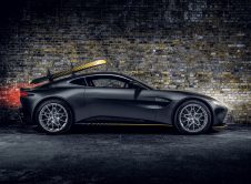 Aston Martin Vantage 007 Edition (2)