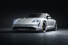 Porsche Taycan: nuevas mejoras para el deportivo eléctrico