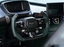 Aston Martin Victor 03