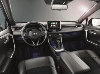 Toyota Rav4 Electric Hybrid Black Edition (4)