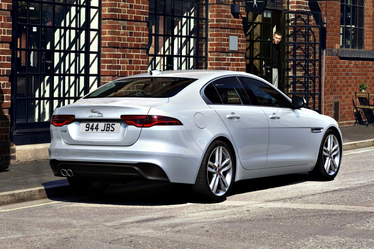 Jaguar xe 2021