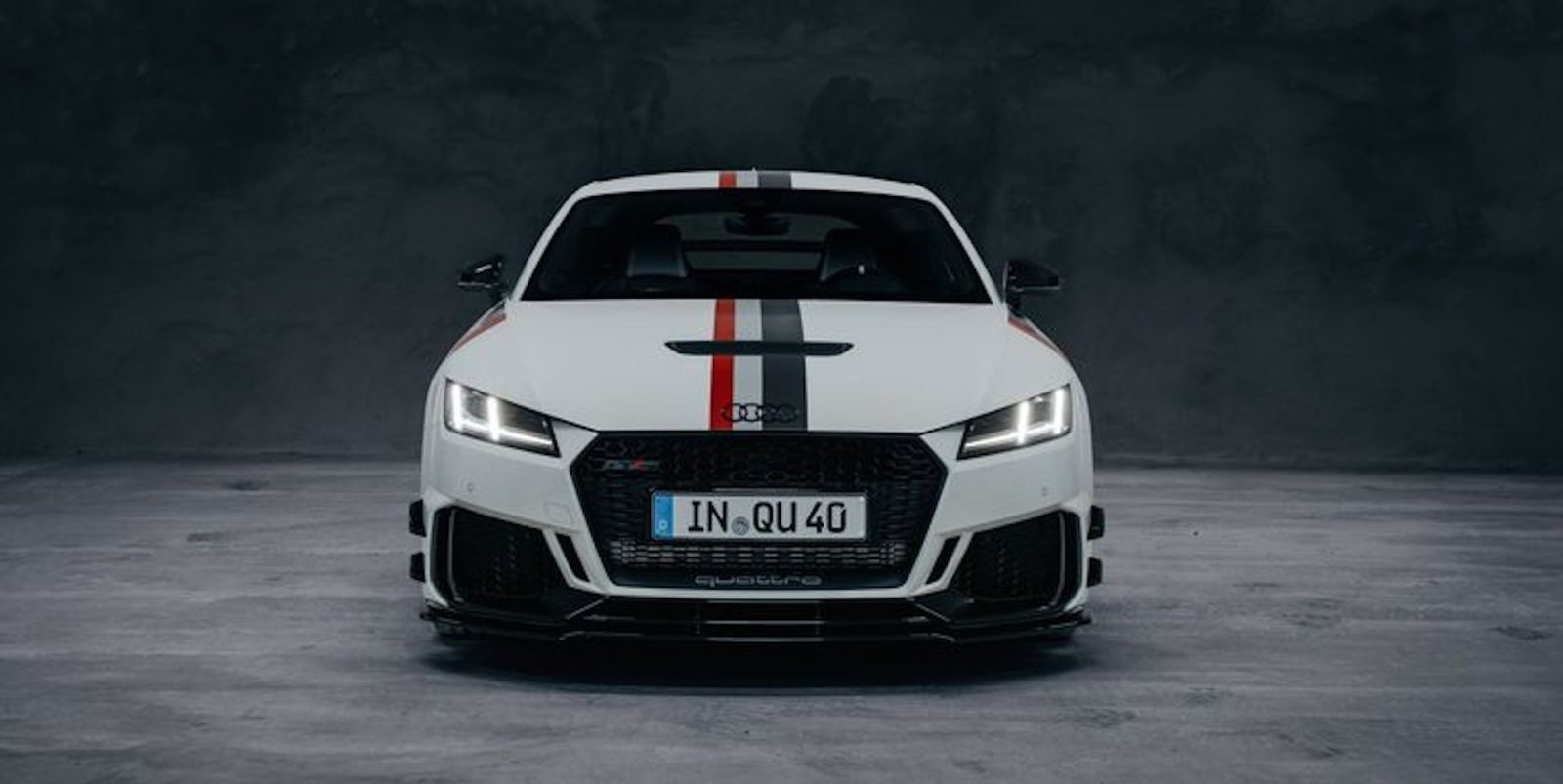 Audi TT RS 40 anos de quattro: em homenagem a Walter Röhrl