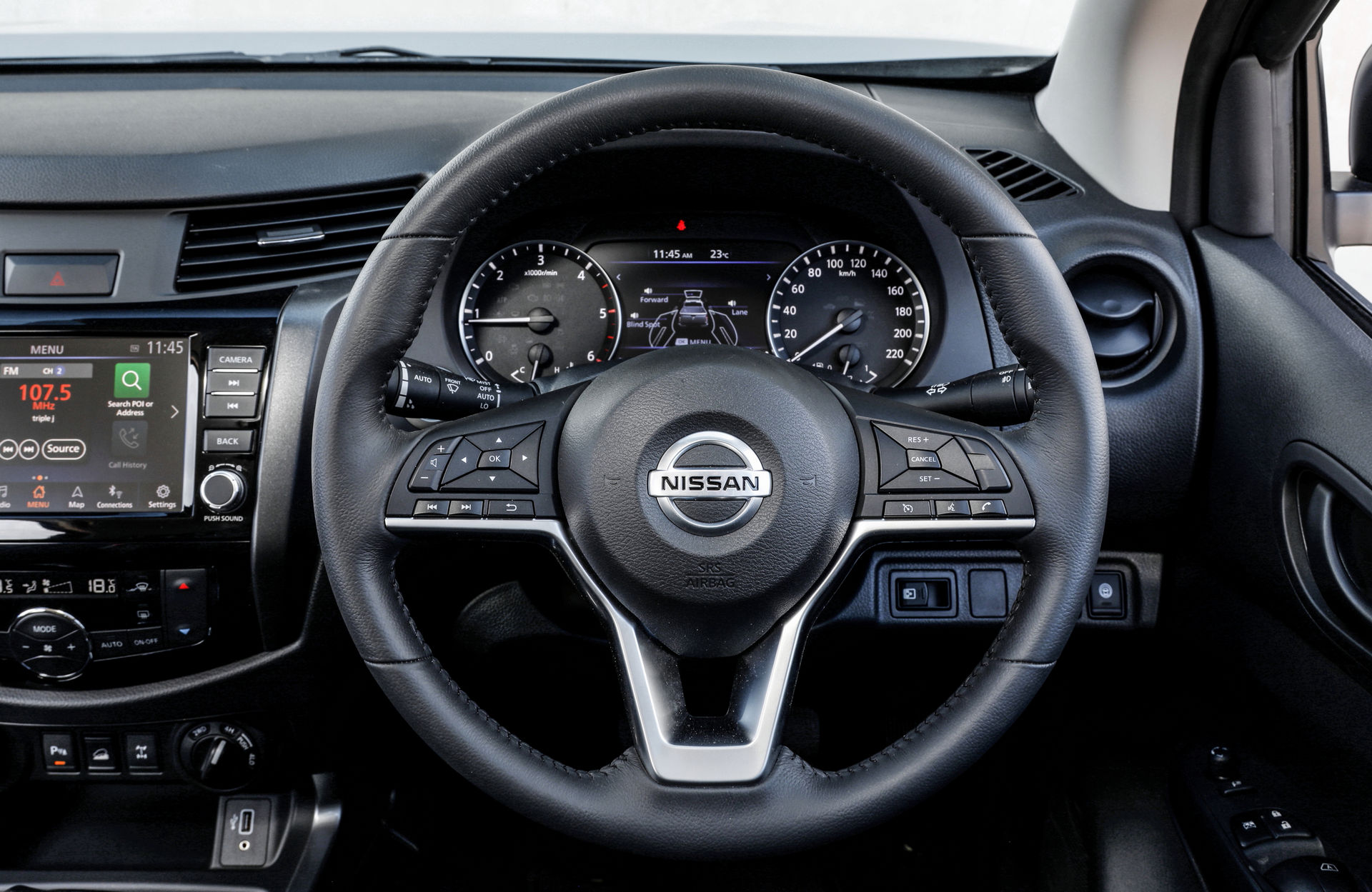 Nissan Navara 2021 Facelift (7)