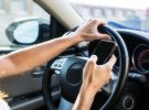 La peligrosidad del uso del móvil mientras se conduce puede ser equiparable a conducir bajo efectos del alcohol