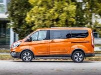 Ford Tourneo Active 1
