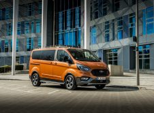 Ford Tourneo Active 13
