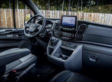 Ford Tourneo Active 18