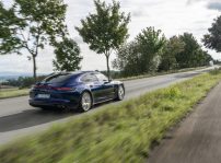 Porsche Panamera 4s E Hybrid 1