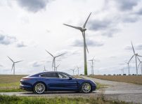 Porsche Panamera 4s E Hybrid 2