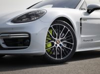 Porsche Panamera 4s E Hybrid 9