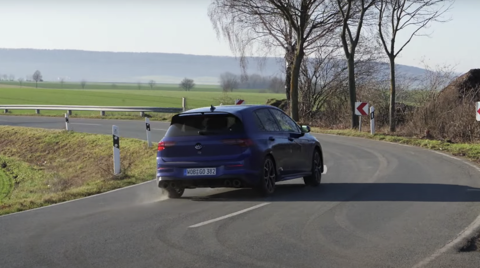 Video: zo drift de Volkswagen Golf R met Drift Mode