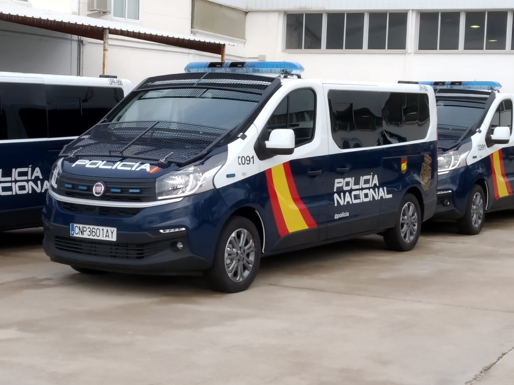 Fiat Talento Policia Nacional (3)