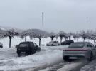 Vídeo: el Porsche Taycan se enfrenta en una carrera sobre nieve a un Fiat Panda 4×4