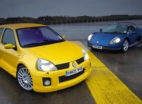 Renault Clio V6 2185487