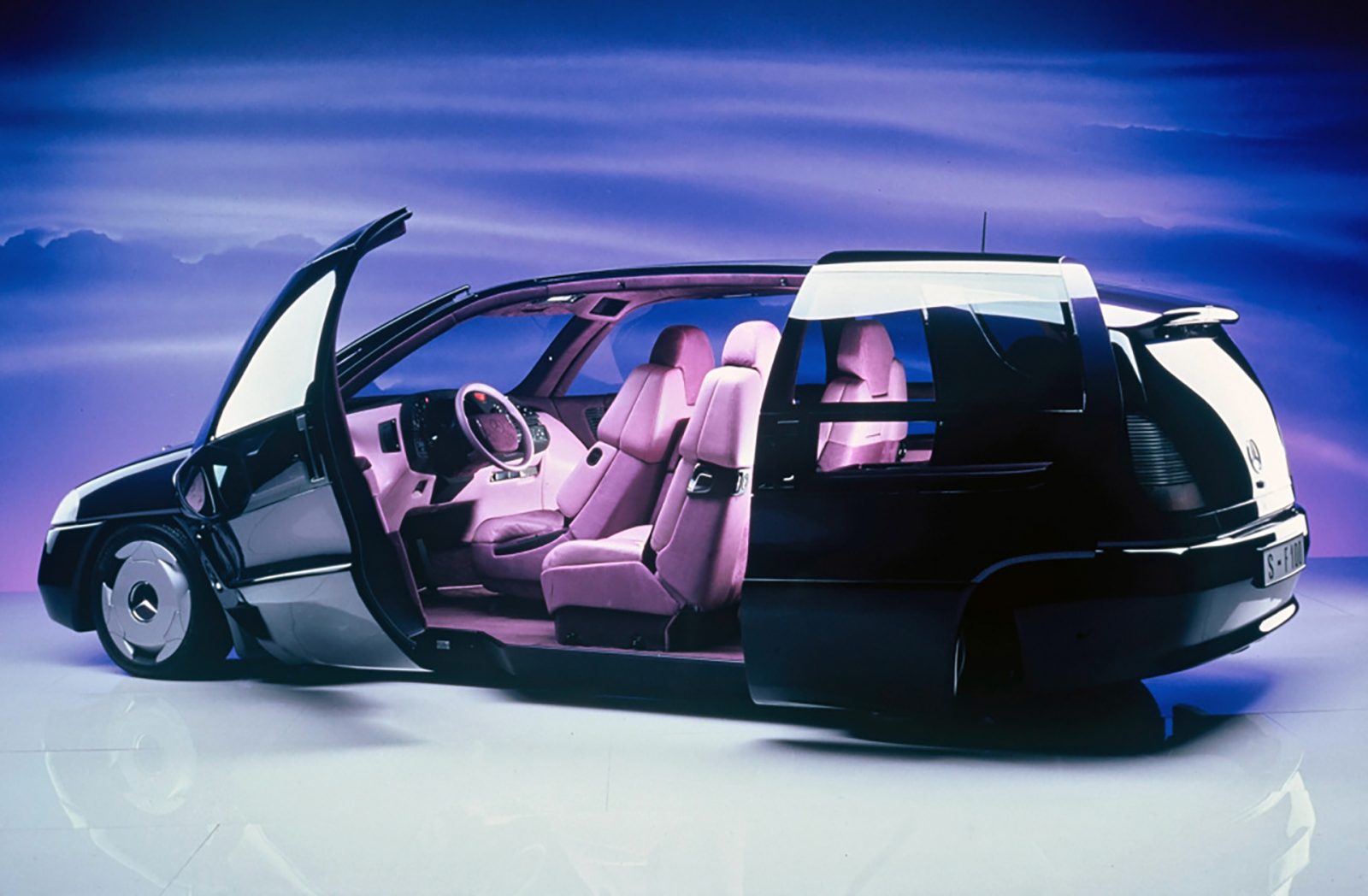 Mercedes-Benz F100, el concept que se anticipó al futuro
