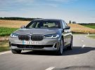 Los nuevos BMW 320e y 520e híbridos enchufables dan a conocer su precio en España