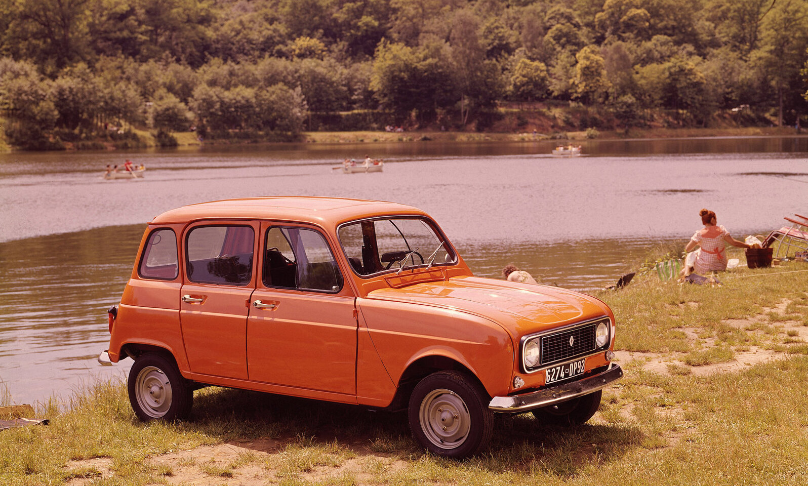 Renault 4 Luxe 1975 1600 01