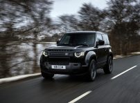 Land Rover Defender V8 62