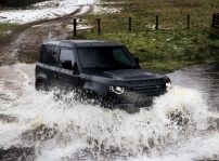 Land Rover Defender V8 70