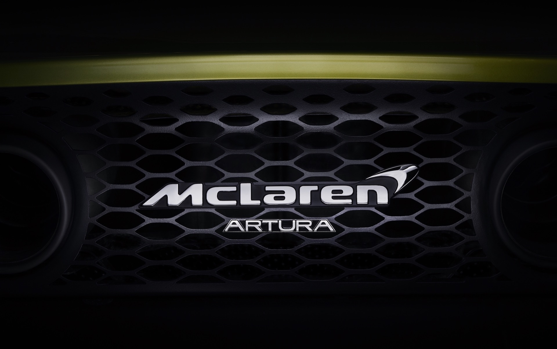 Mclaren Artura Teaser