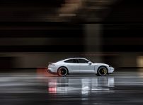 Porsche Taycan Record Velocidad02