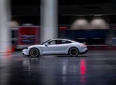 Porsche Taycan Record Velocidad14