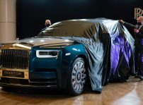 Rolls Royce Phantom Iridescent Opulent (1)