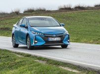 Toyota Prius Hibrido Enchufable 12