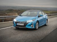 Toyota Prius Hibrido Enchufable 16