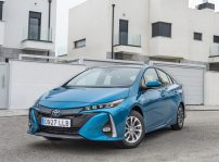 Toyota Prius Hibrido Enchufable 25