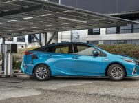 Toyota Prius Hibrido Enchufable 9