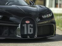 Bugatti Chiron 8