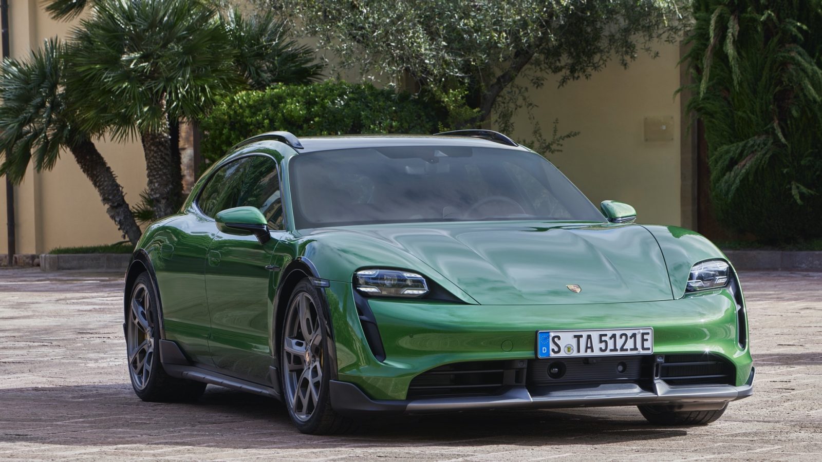 The Porsche Taycan Cross Turismo Is Now A Reality But Does It Have Any cayenne-2025-internic-liam-h-gordon