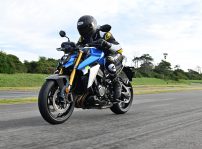 Suzuki Gsx S 1000 2021 (18)