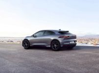 Jaguar Ipace Black 02